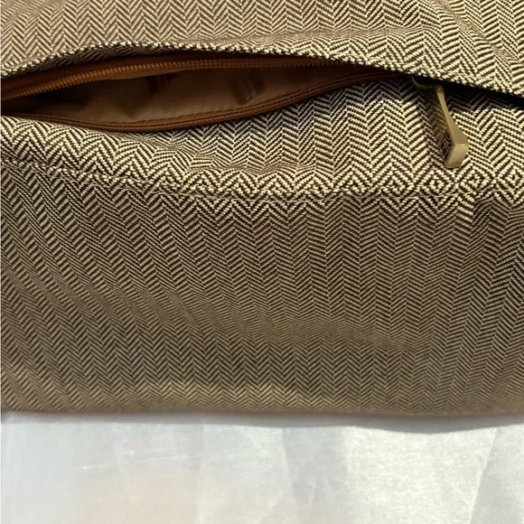 Hartmann Herringbone Luxe Elegant Brown and Tan Tote Bag - Picture 5 of 11